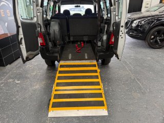 /photos/11971/1a8c9a8e-e04e-41e8-8c80-ecaffaa2b152_i320x240.jpg